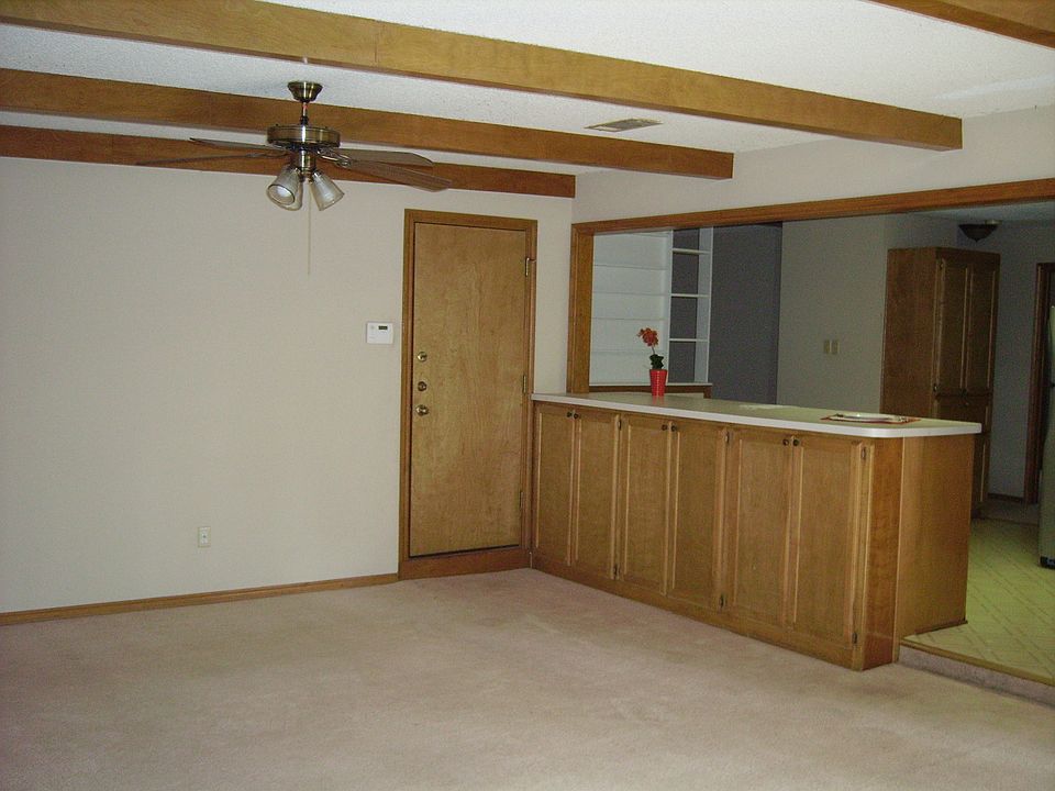 400 sq. ft.family room