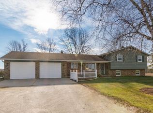 3758 Lark Rd, Greenleaf, WI 54126