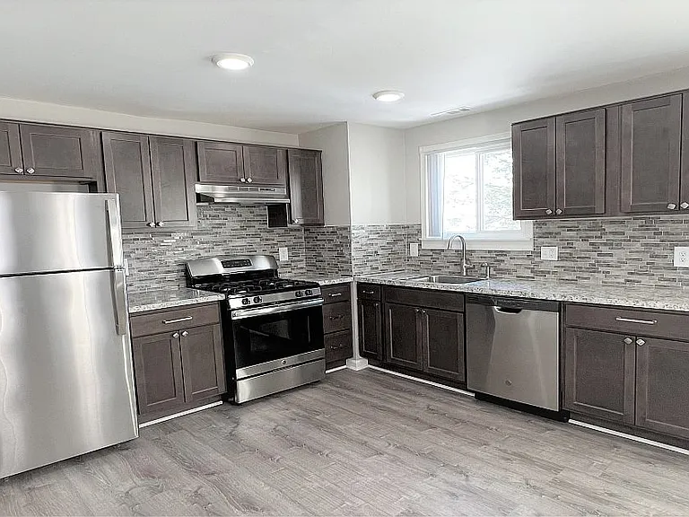 Coppertree Apartments & Townhomes — Photo 1