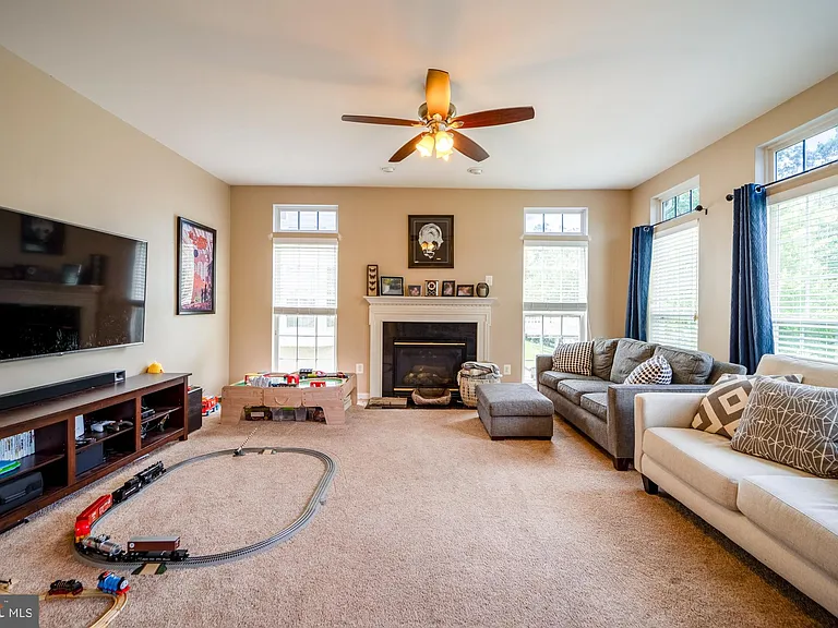 18081 Camdenhurst Dr — Photo 19
