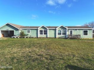 61956 E 265th Ln, Grove, OK 74344