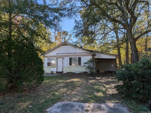 6106 W Jones St, White Hall, AR 71602