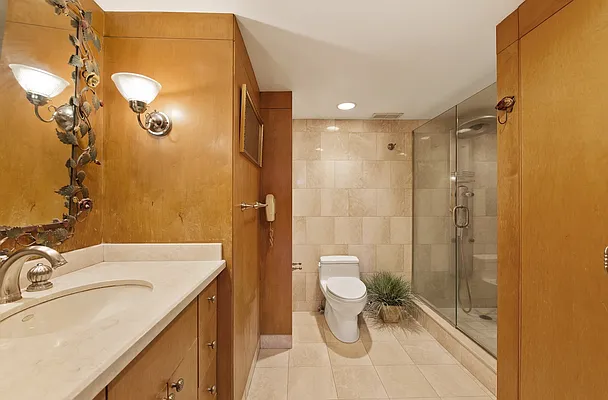 Sold by Nest Seekers International | media 6