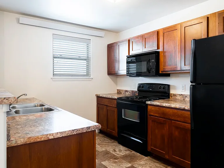 Spearfish Estates — Photo 12