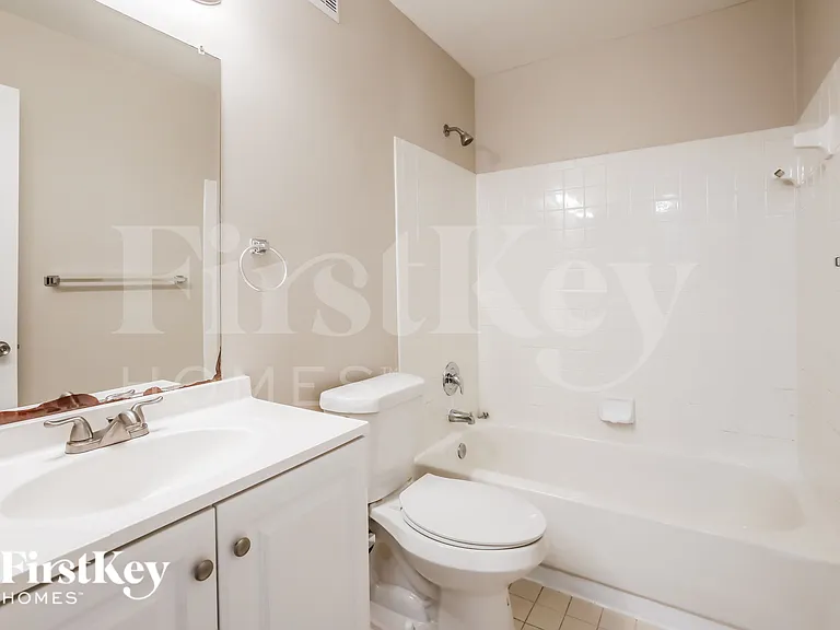 3232 NW 121st Ave — Photo 13