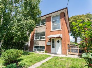 16 Simpson Ave #3, Toronto, ON M8Z 1E1