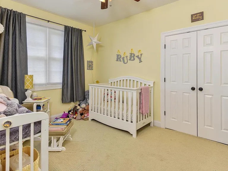 58 Old Spring Dr — Photo 10