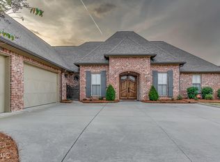 807 Onyx Pl, Flowood, MS 39232