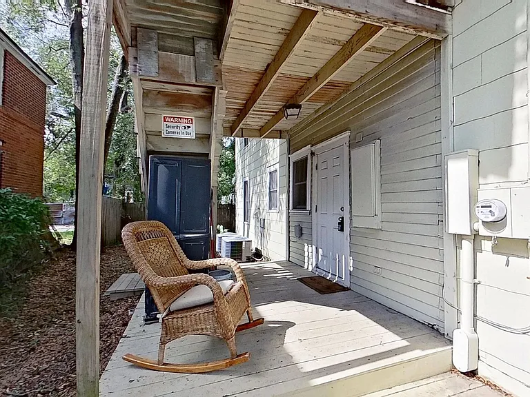 2025 N Laura St — Photo 6