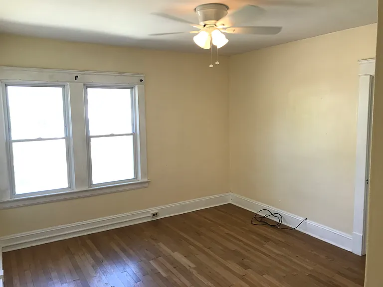1215 Marlowe Ave — Photo 6