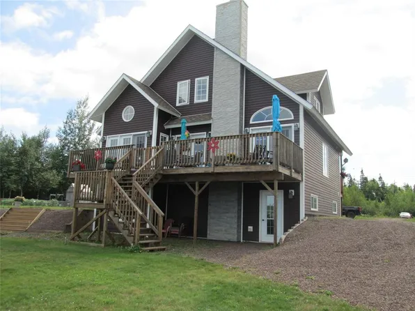 4 Riverbank Road, Bishop's Falls, NL A0H1C0