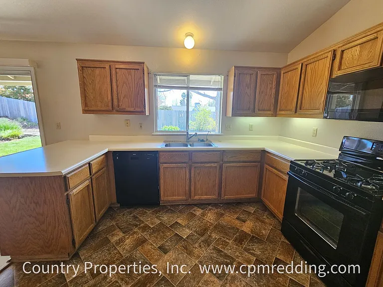 2907 Snow Fire Ct — Photo 14