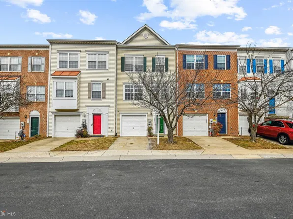 8821 Hawthorne Ct, Ellicott City, MD 21043