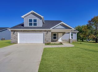 300 Hummingbird Rd, Greentown, IN 46936