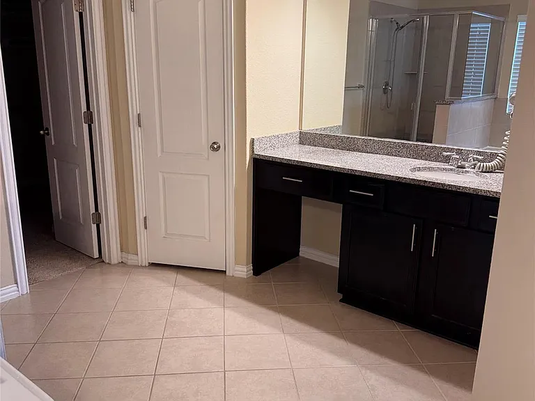 914 Emory Stable Dr — Photo 11