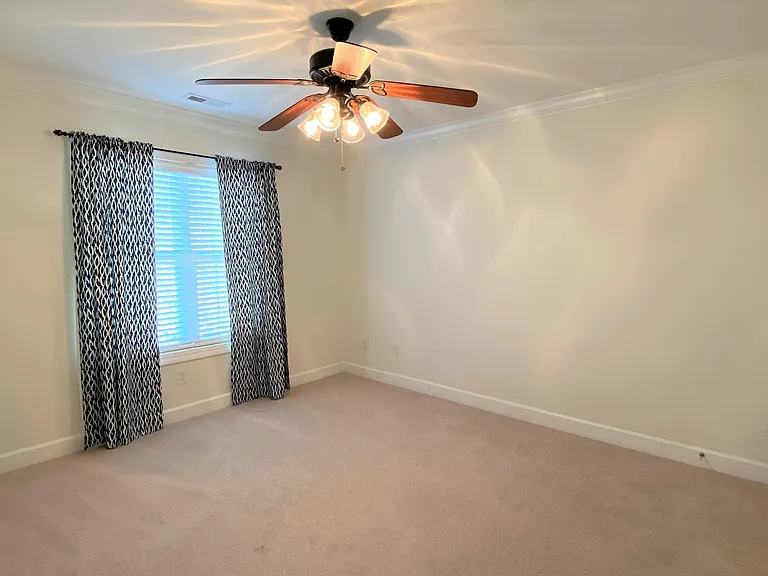 2059 A Cambria Dr — Photo 13