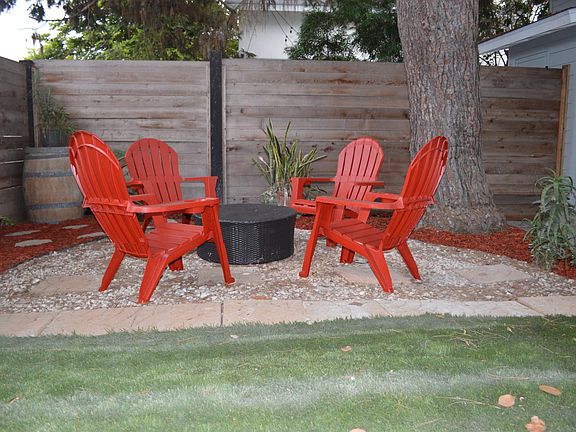 outdoor furniture included