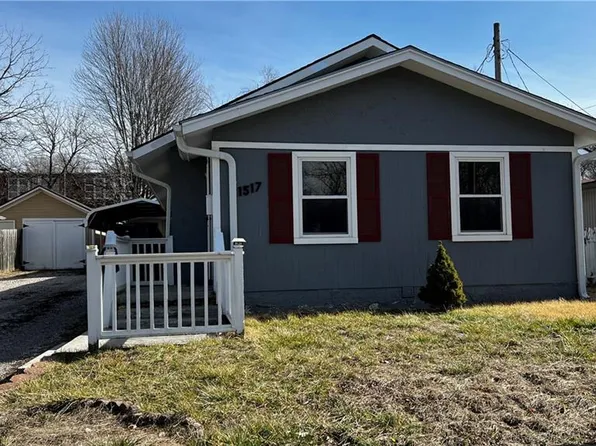 1517 S Scott Ave, Independence, MO 64052