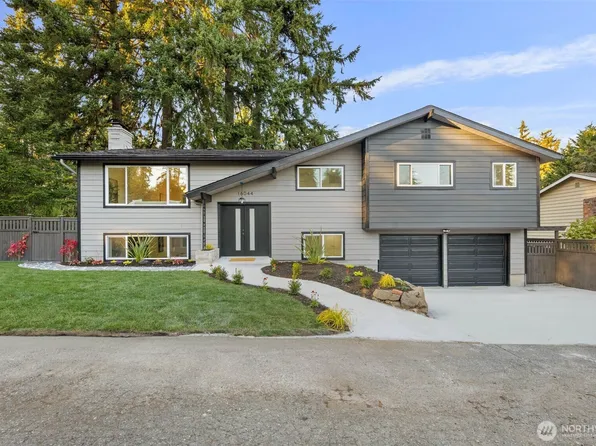 16044 Greenwood Avenue N, Shoreline, WA 98133