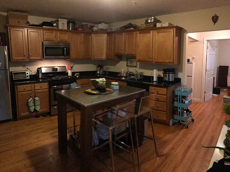 1 Union St #4 — Photo 1