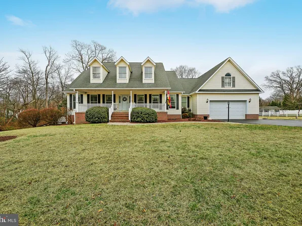 7637 Jeannine Ave, Pasadena, MD 21122