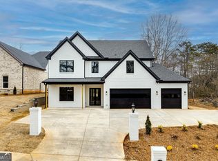 391 Thunder Rd, Buford, GA 30518