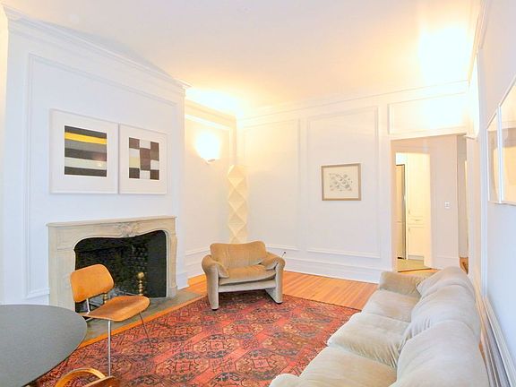4th image of 20 E 84th St APT 4B