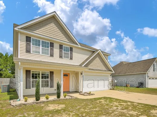 2616 Indian Wells Ct, Hope Mills, NC 28348