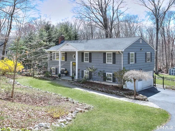 7 Richmond Hill Rd, Weston, CT 06883