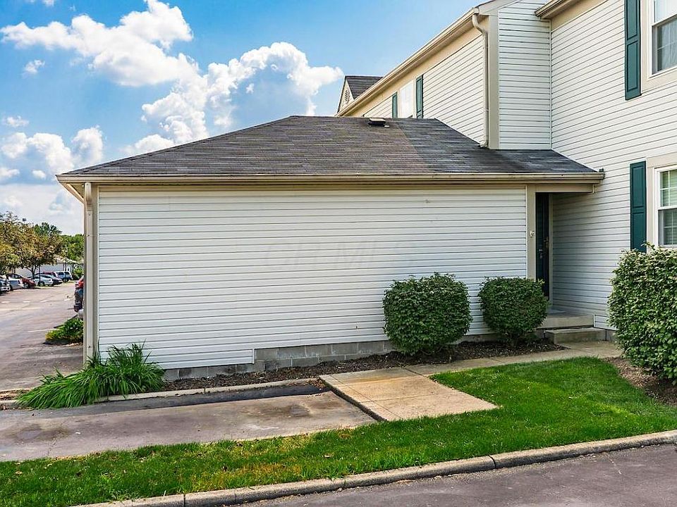 1st image of 221 Macenroe Dr