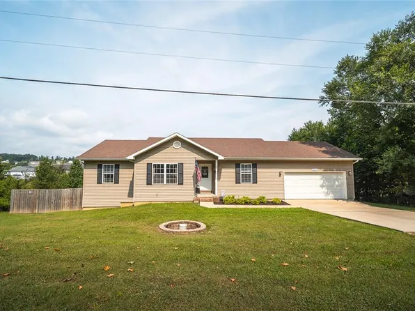 111 Lyle Curtis Cir, Waynesville, MO 65583