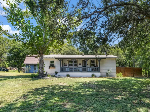 3714 Twin Creeks Dr, Cleburne, TX 76031