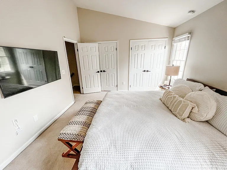 108 Gretna Green Ct — Photo 22