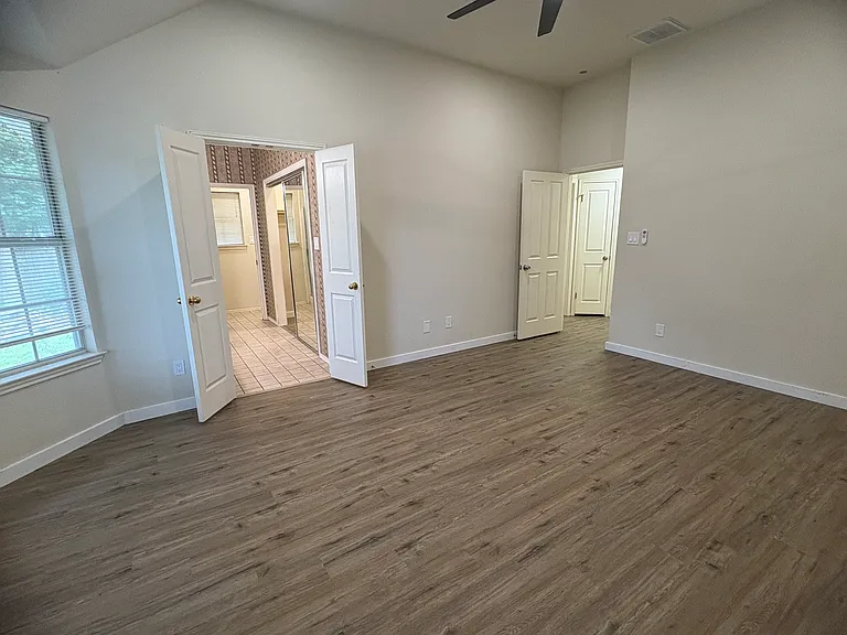 12905 Withers Way — Photo 10