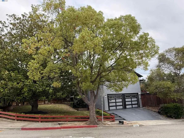 19026 Center St, Castro Valley, CA 94546
