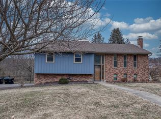 708 Brookshire Dr, Pittsburgh, PA 15237