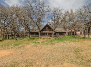 1502 Center Point Rd, Weatherford, TX 76087