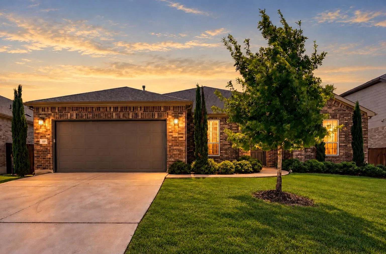 3 bed, 2.5 bath, 2244 sqft, $3,700 — Photo 1