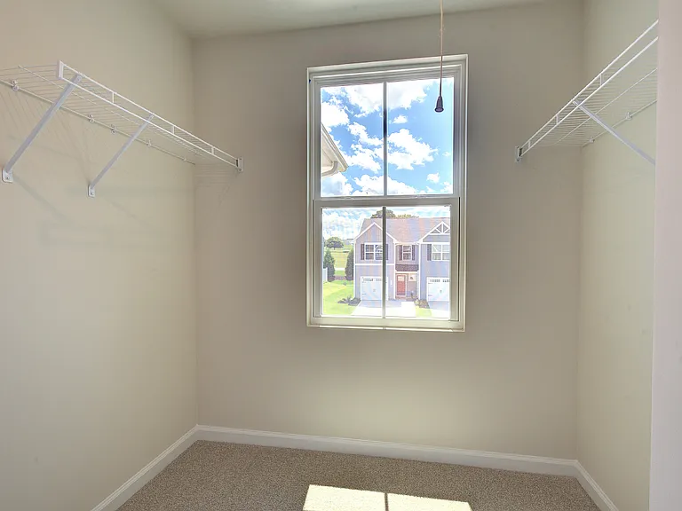 411 Mancini Dr — Photo 11