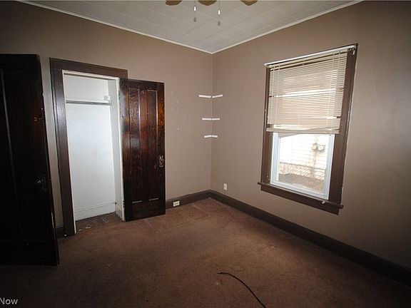 3rd image of 3154-3156 W 111th St