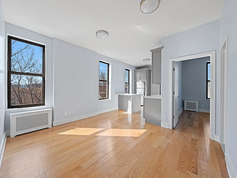 2901 Avenue D #2R — Photo 1