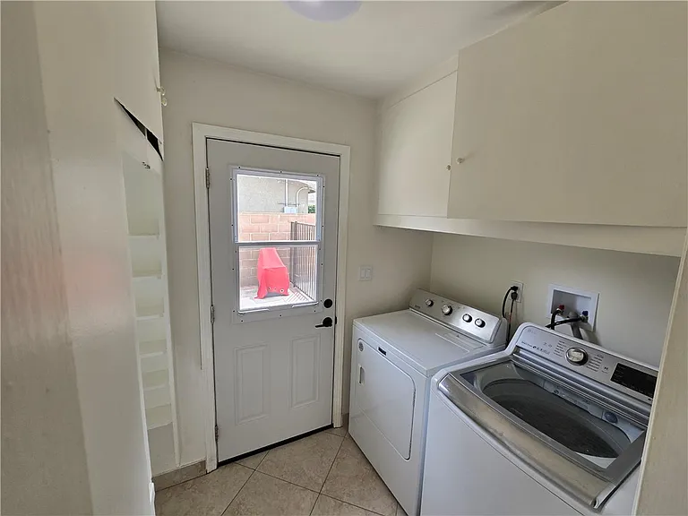 6683 Gross Ave — Photo 14