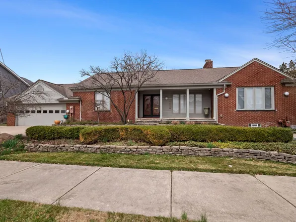 14511 Harbor Is, Detroit, MI 48215