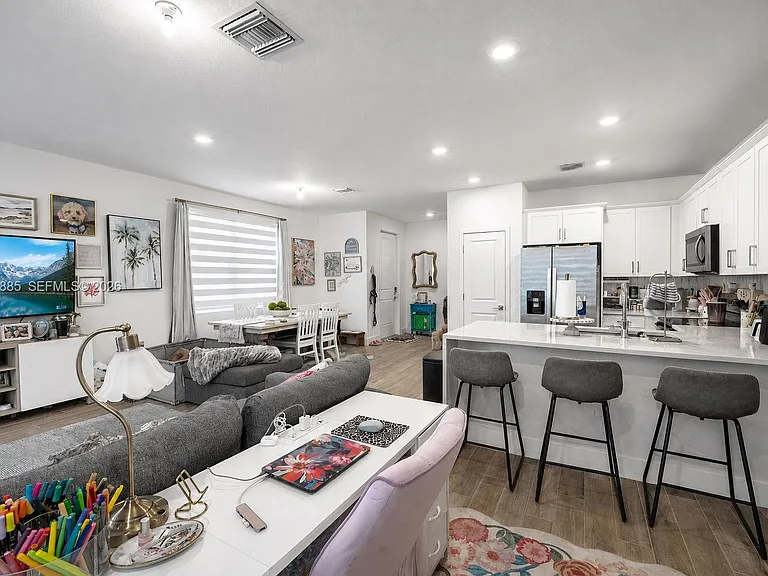 16934 SW 2nd Ct — Photo 7