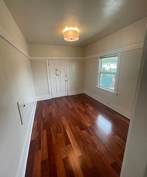 831 Adams St #2 — Photo 3