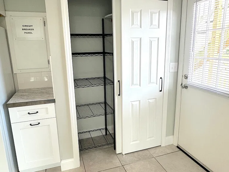 168 Alfred St #201 — Photo 4
