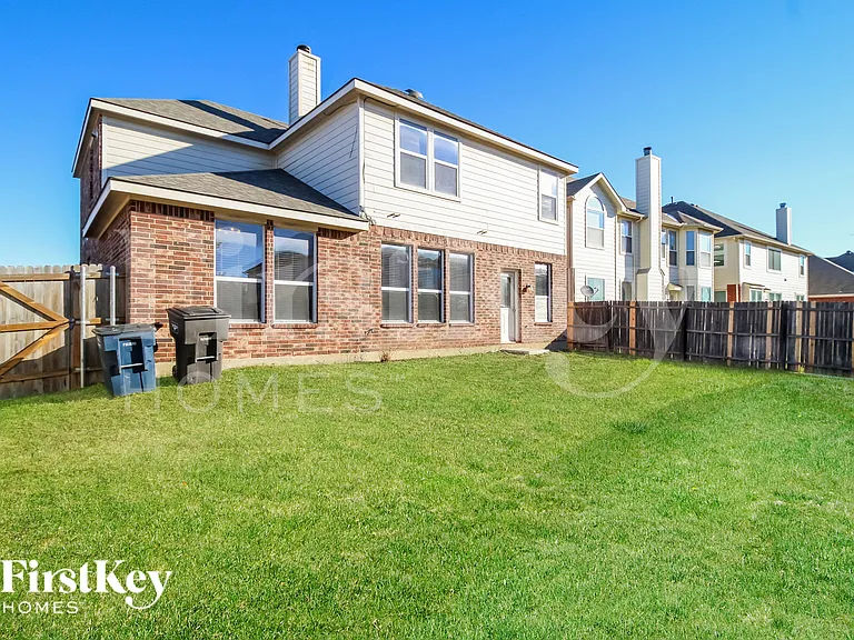 4532 Fir Dr — Photo 16