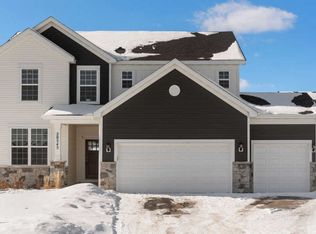 20545 Granville Ln, Lakeville, MN 55044