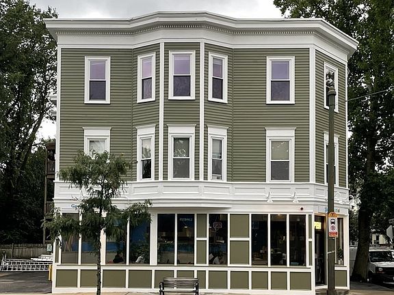 2nd image of 293 Cypress St