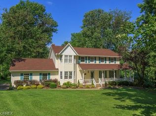 56 Hickory Hill Rd, Painesville, OH 44077